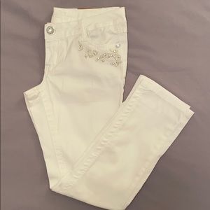 Rue 21 White Skinny Jeans NWOT Size 1/2